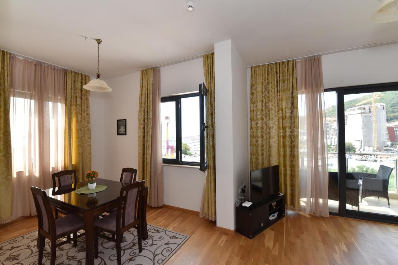 Lux Apartments Kristina Budva Dış mekan fotoğraf