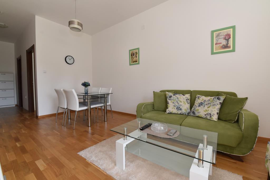 Lux Apartments Kristina Budva Dış mekan fotoğraf