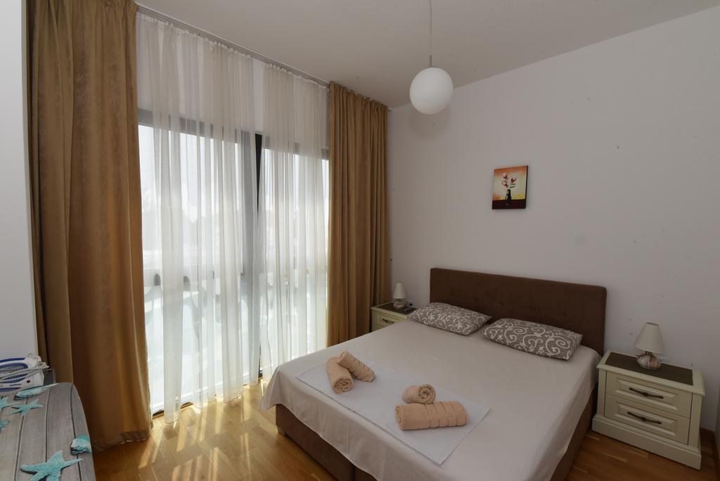 Lux Apartments Kristina Budva Dış mekan fotoğraf