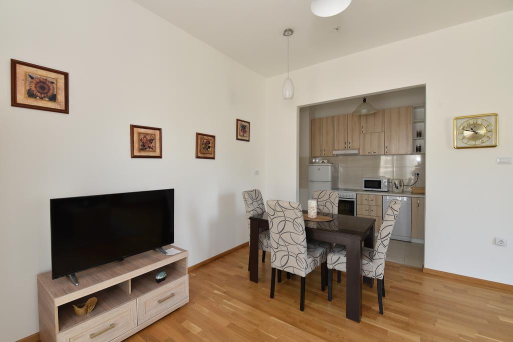 Lux Apartments Kristina Budva Dış mekan fotoğraf